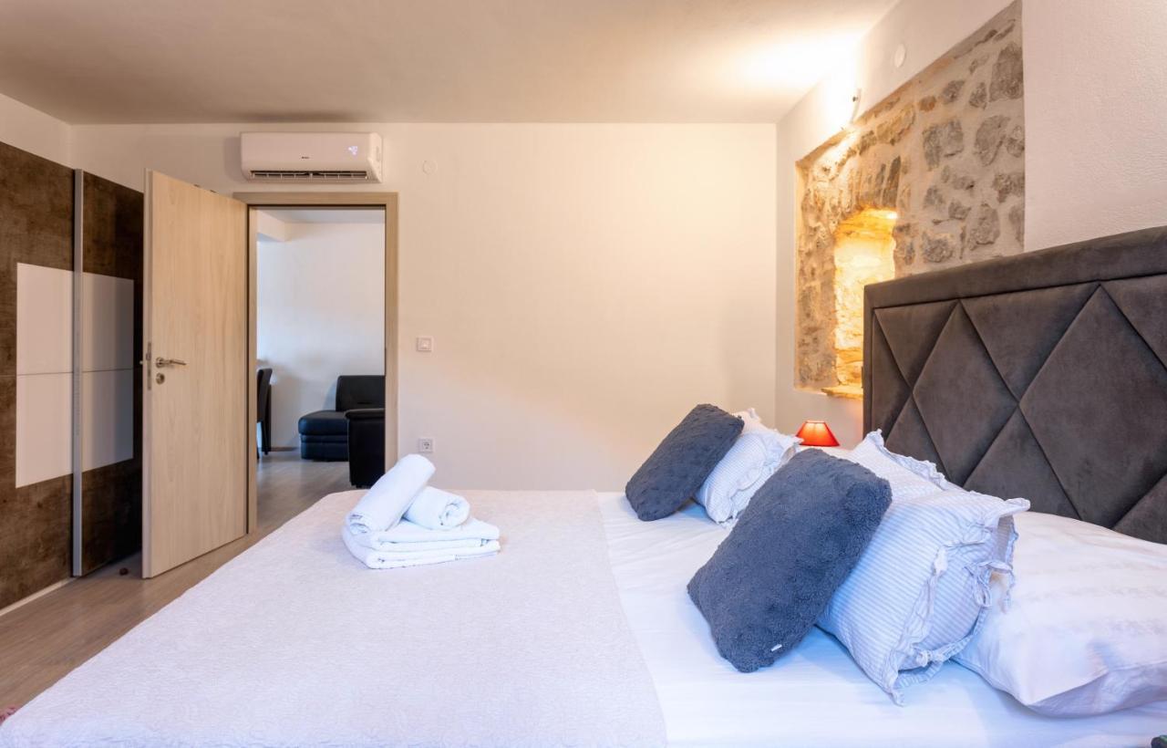 Apartments Ante Hvar Town Bagian luar foto