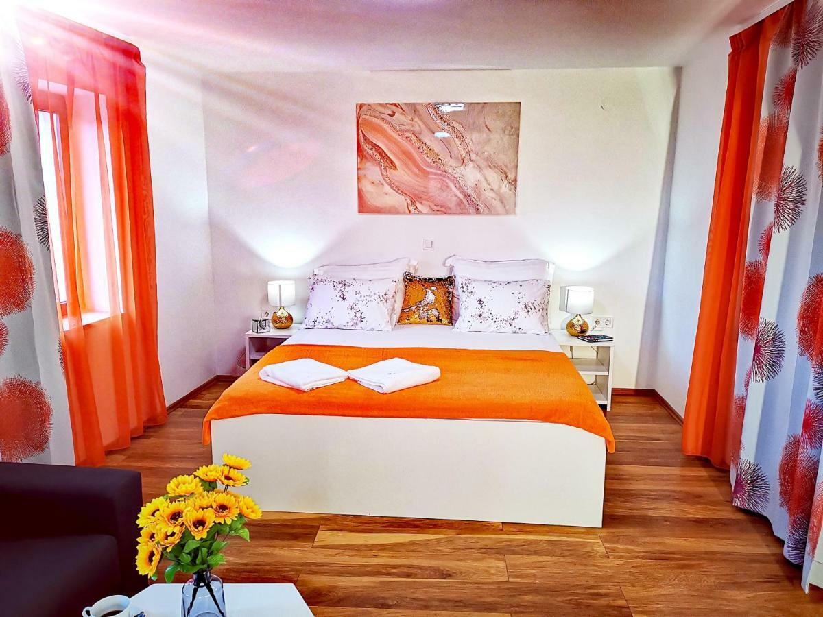 Apartments Ante Hvar Town Bagian luar foto